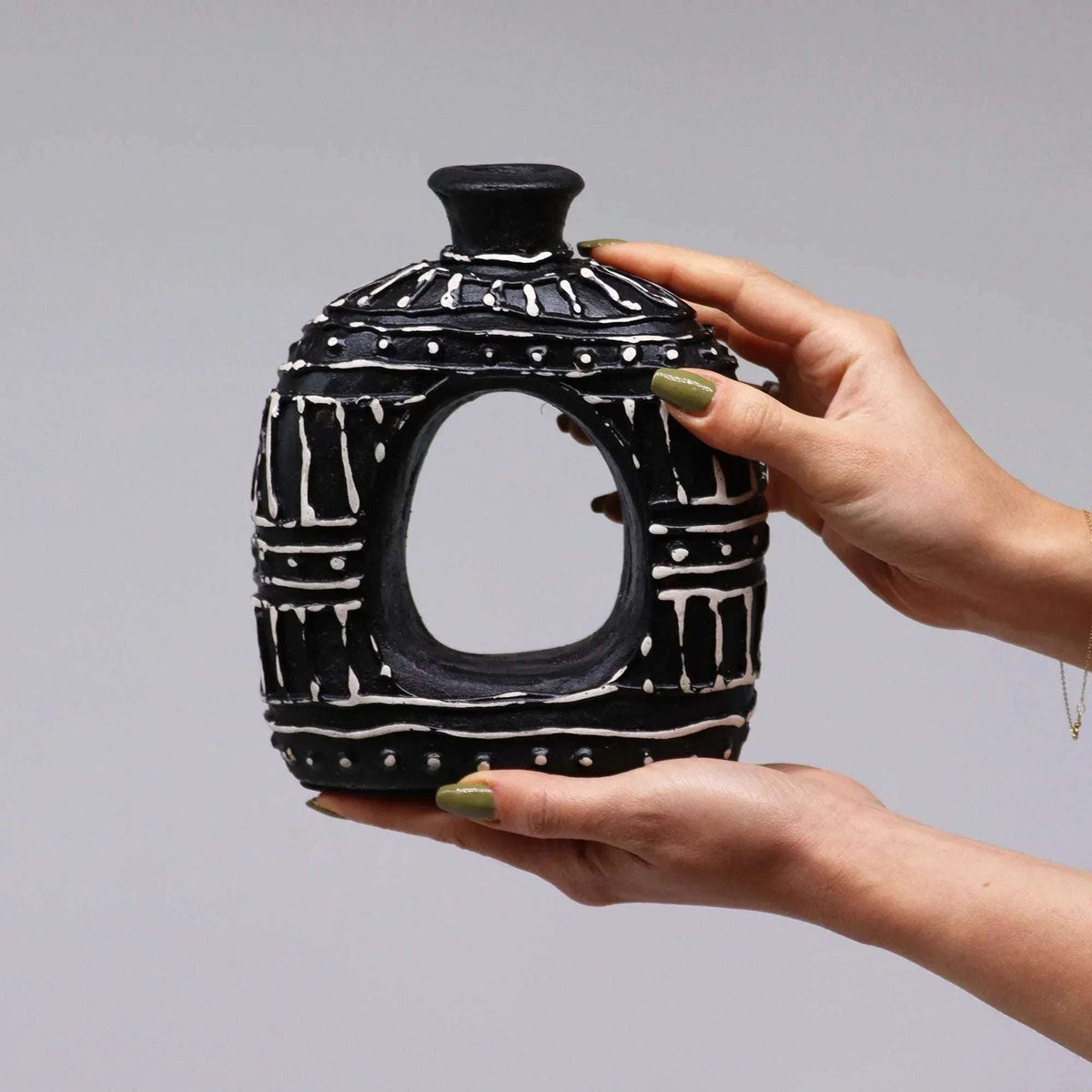 Ceramic Vases from Lombok - Bobobiy