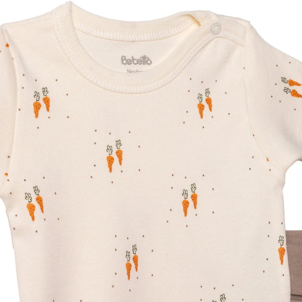 Cream short-sleeve bodysuit with carrot animal print and round crew neck