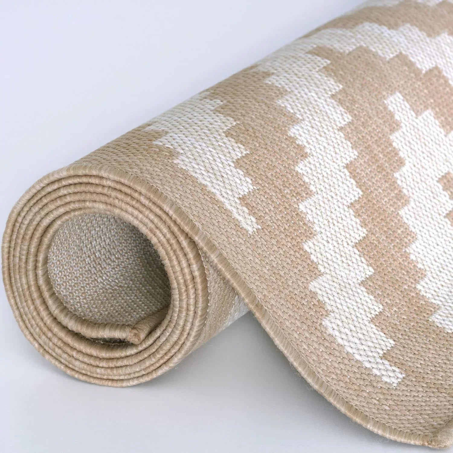 100_Ecology_Outdoor_Rug_Beige-2 - Bobobiy