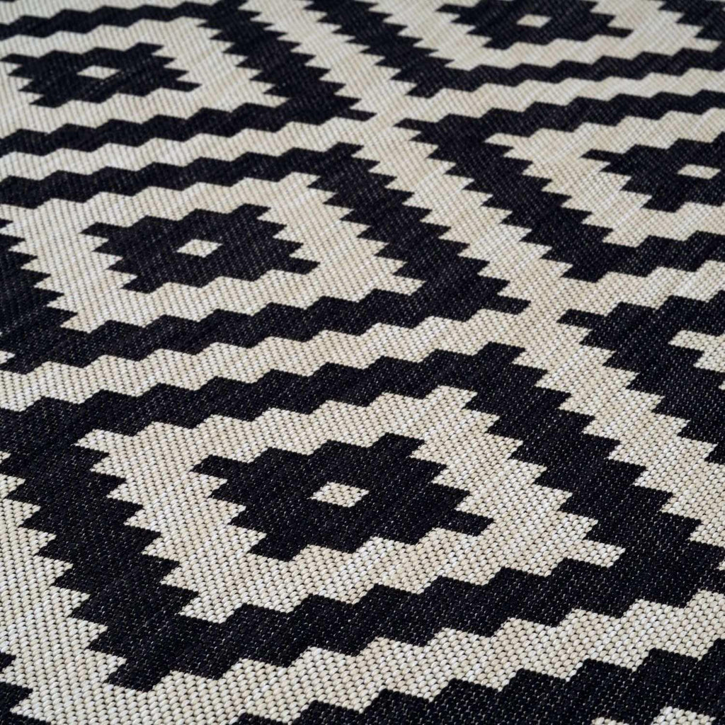 100_Ecology_Outdoor_Rug_Black-1 - Bobobiy