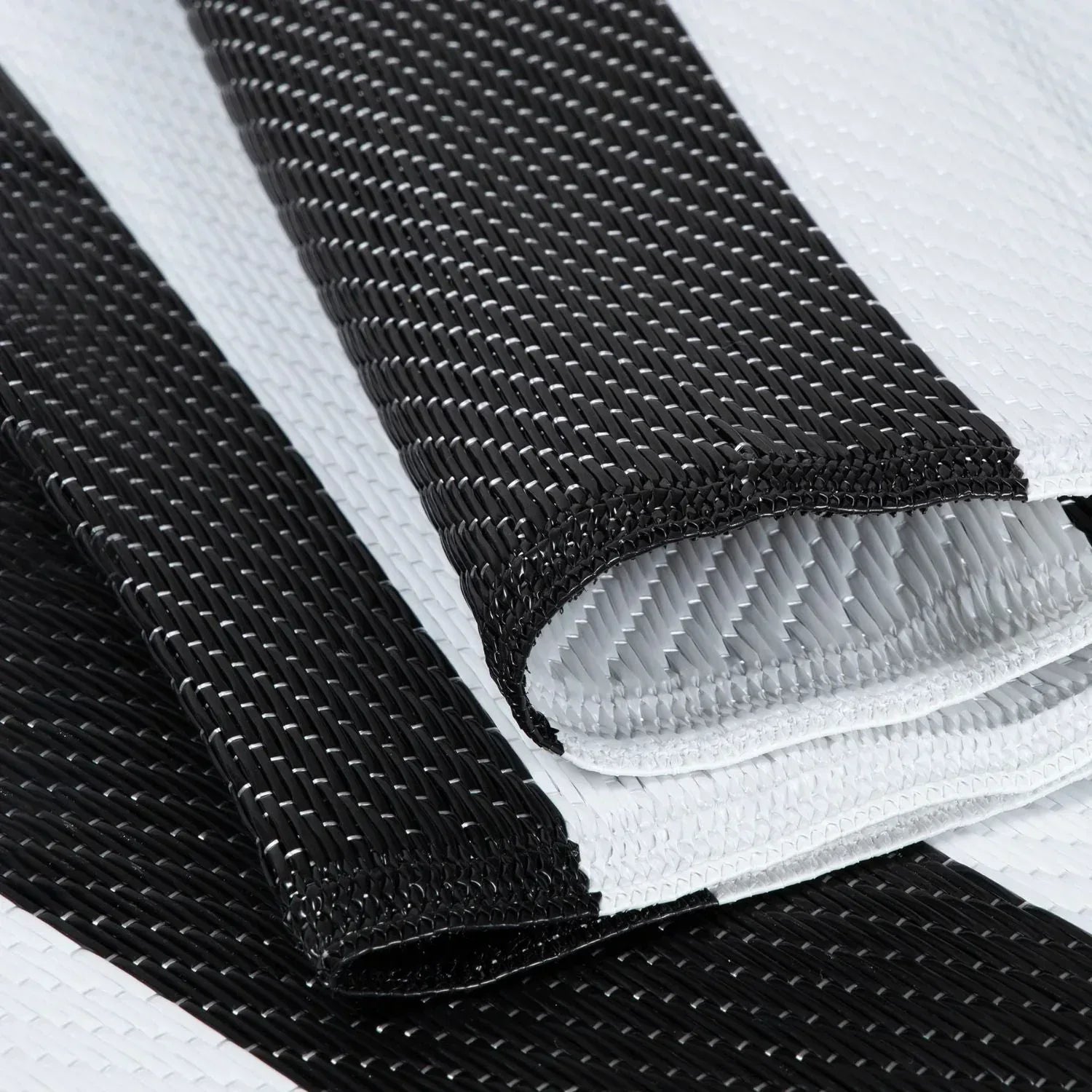 1030_Rainbow_Outdoor_Rug_Black_White-2 - Bobobiy