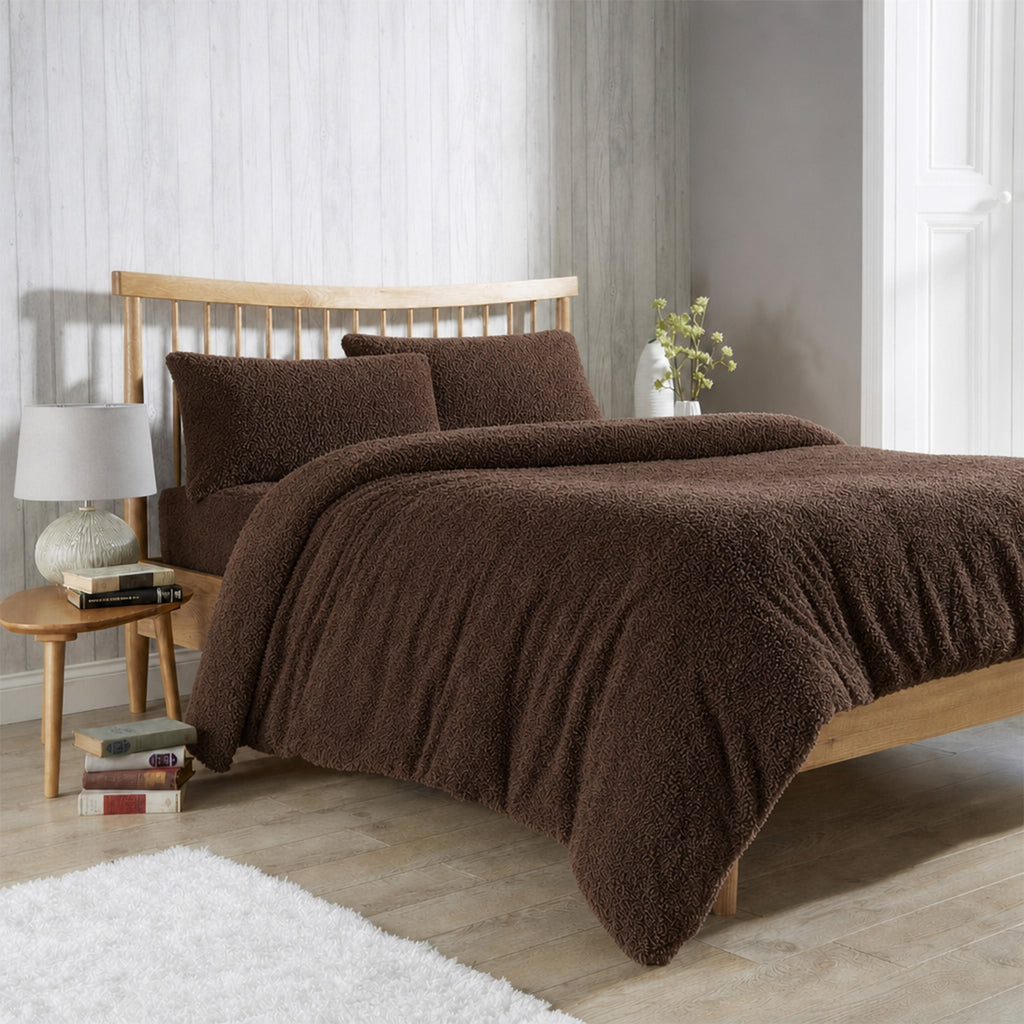 Teddy fleece duvet cover set in dark brown, plush duvet and two matching pillow shams