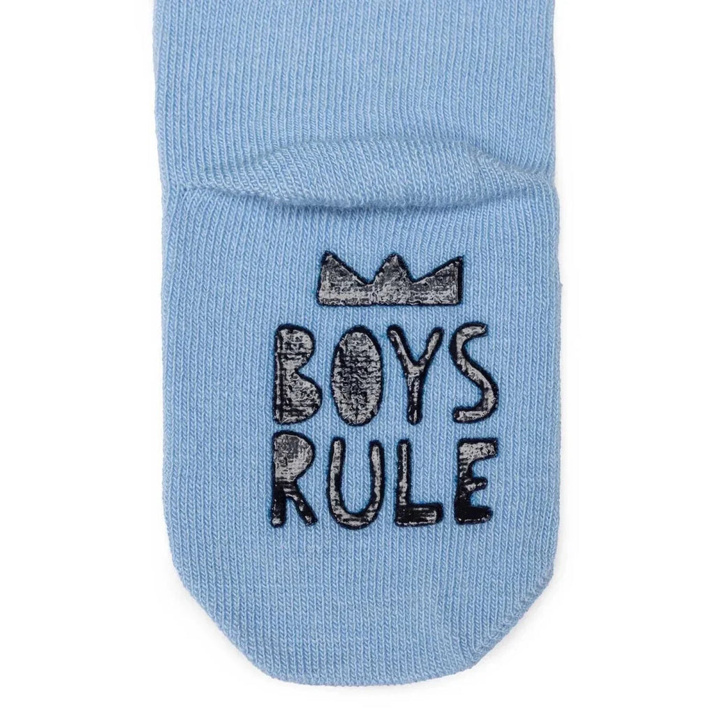 Boys non-slip socks: light blue with “BOYS RULE” graphic
