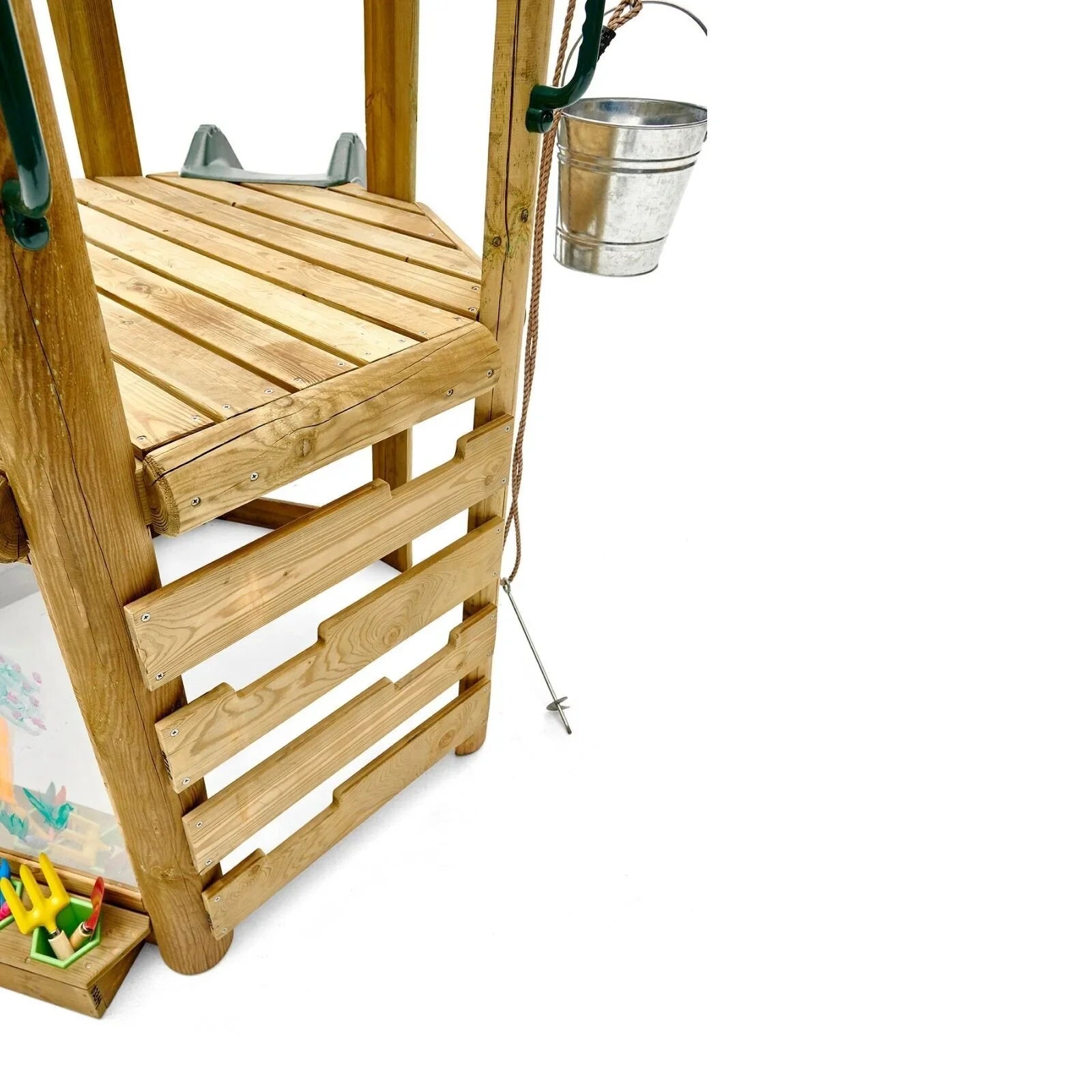 Plum Discovery Woodland Treehouse