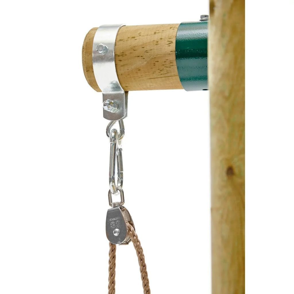 Plum Discovery Woodland Treehouse