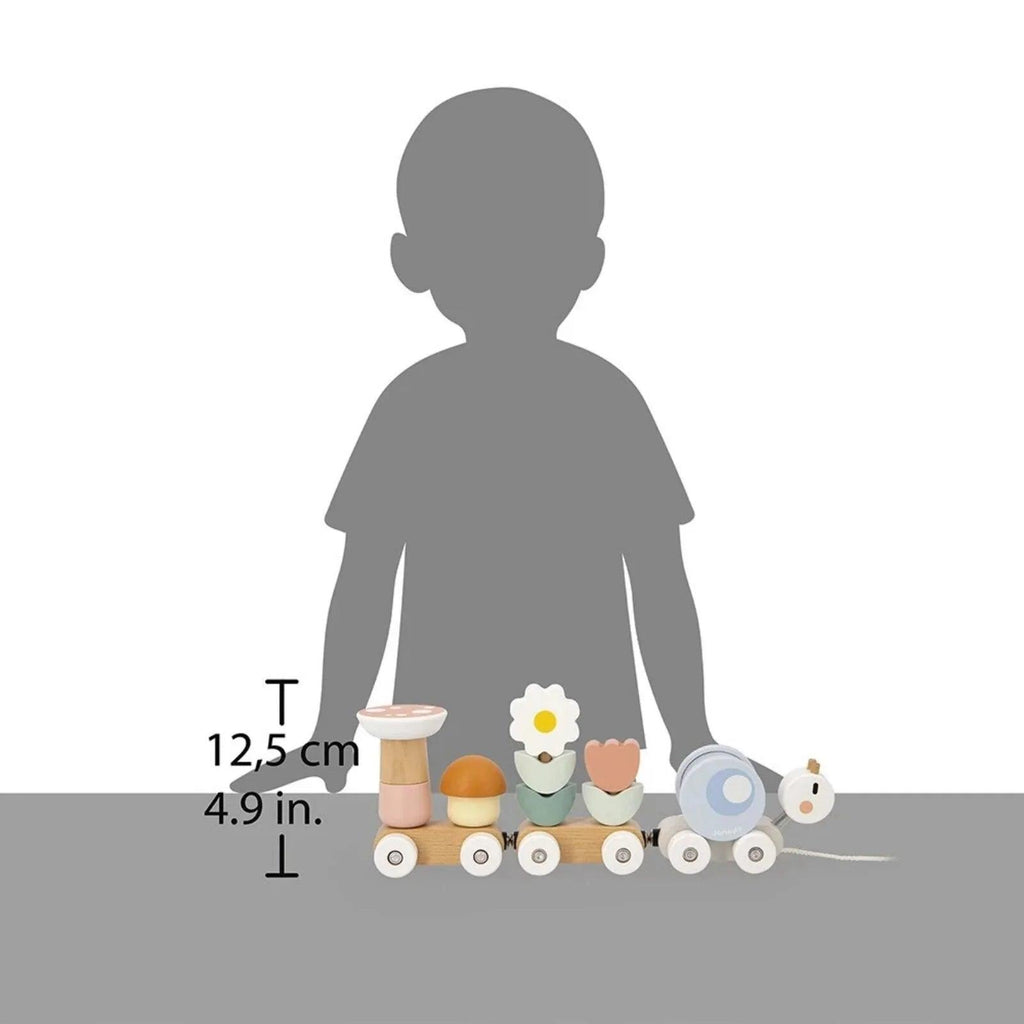 Size guide for wooden snail train toy: 12.5 cm tall