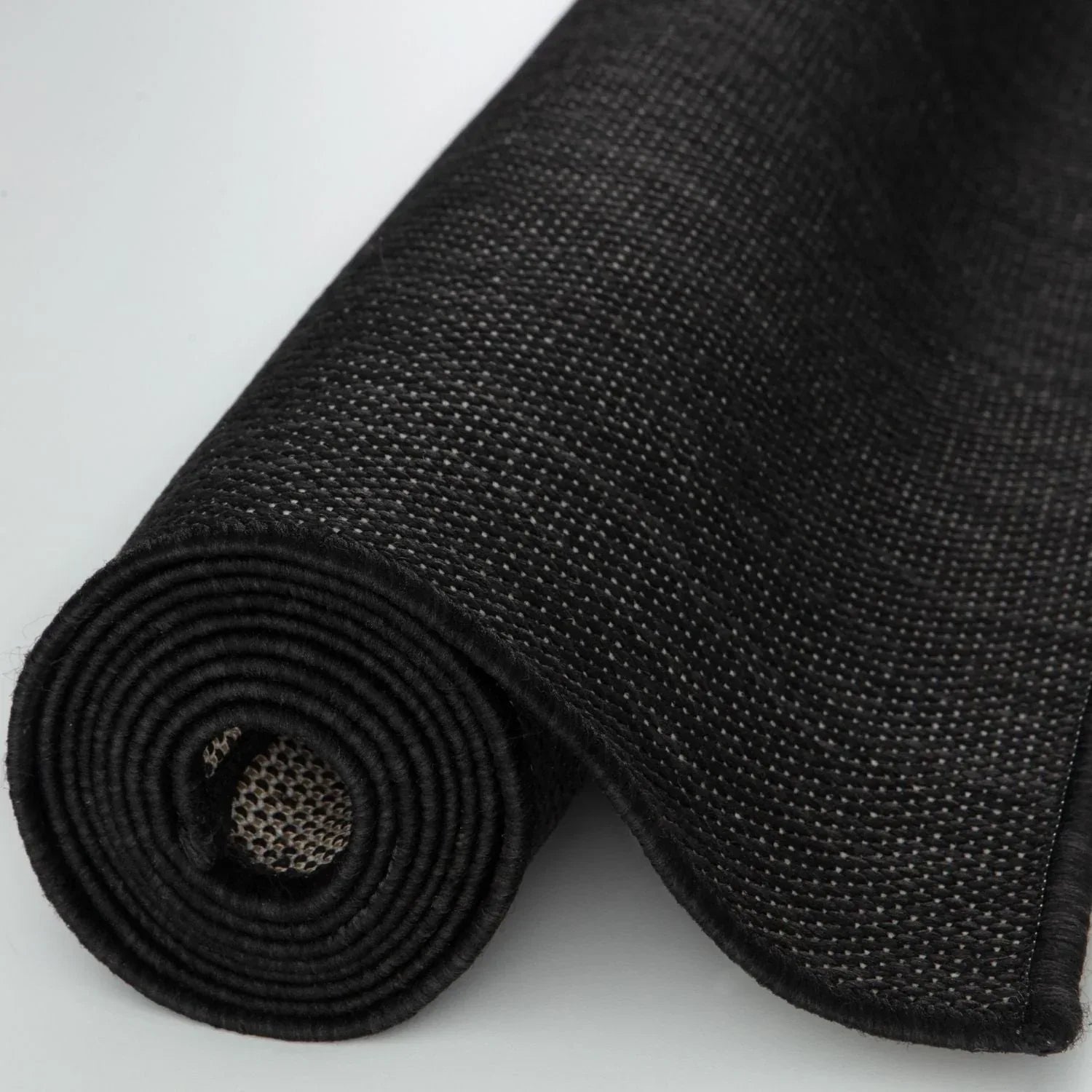 500_Ecology_Outdoor_Rug_Black-4 - Bobobiy