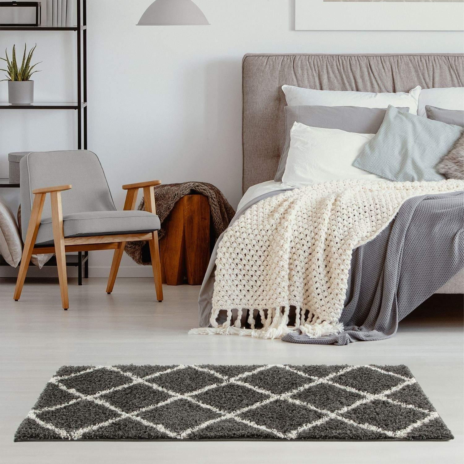 540_Moroccan_Dark_Grey_Shaggy_Rug-20 - Bobobiy