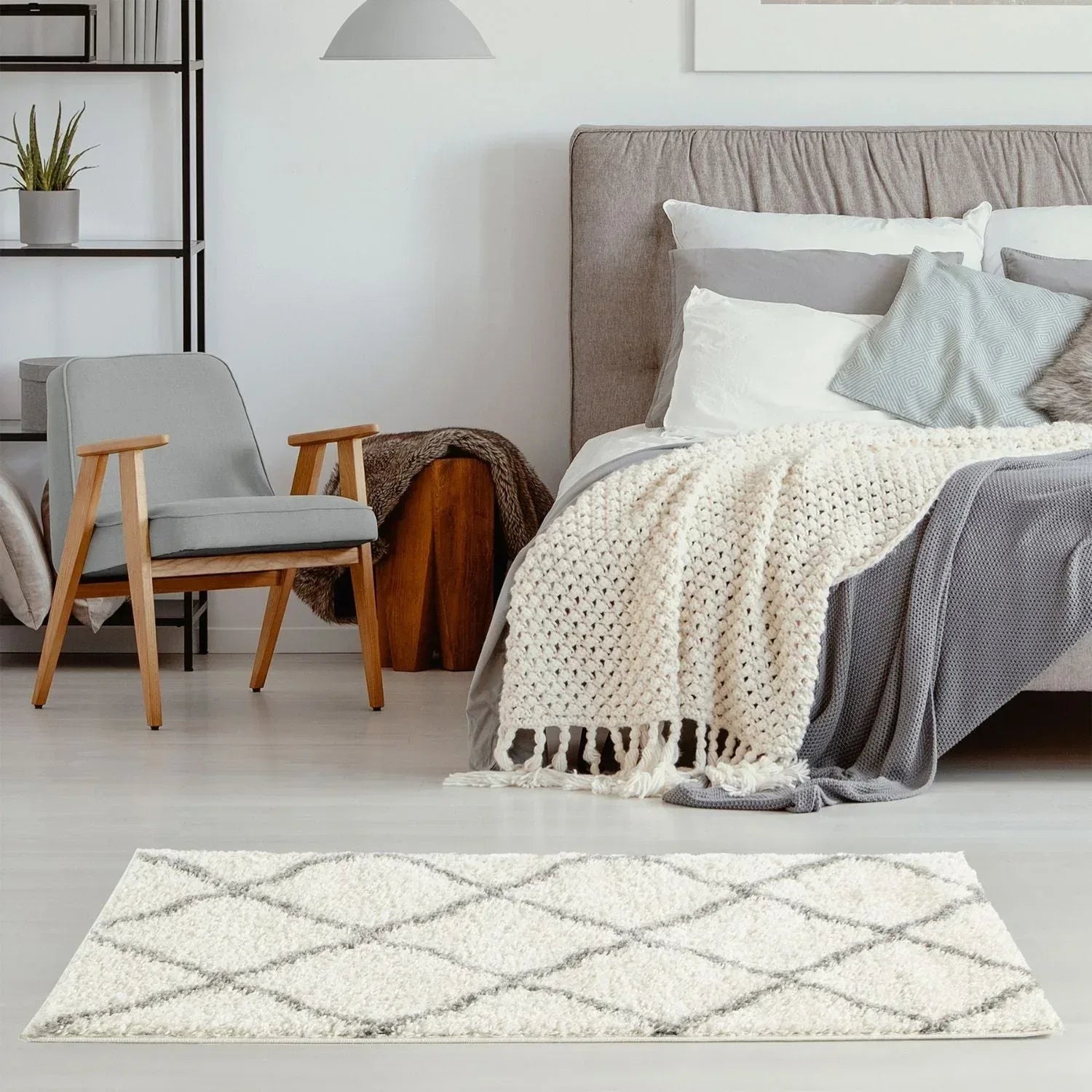 700_Moroccan_Ivory_Shaggy_Rug-24 - Bobobiy