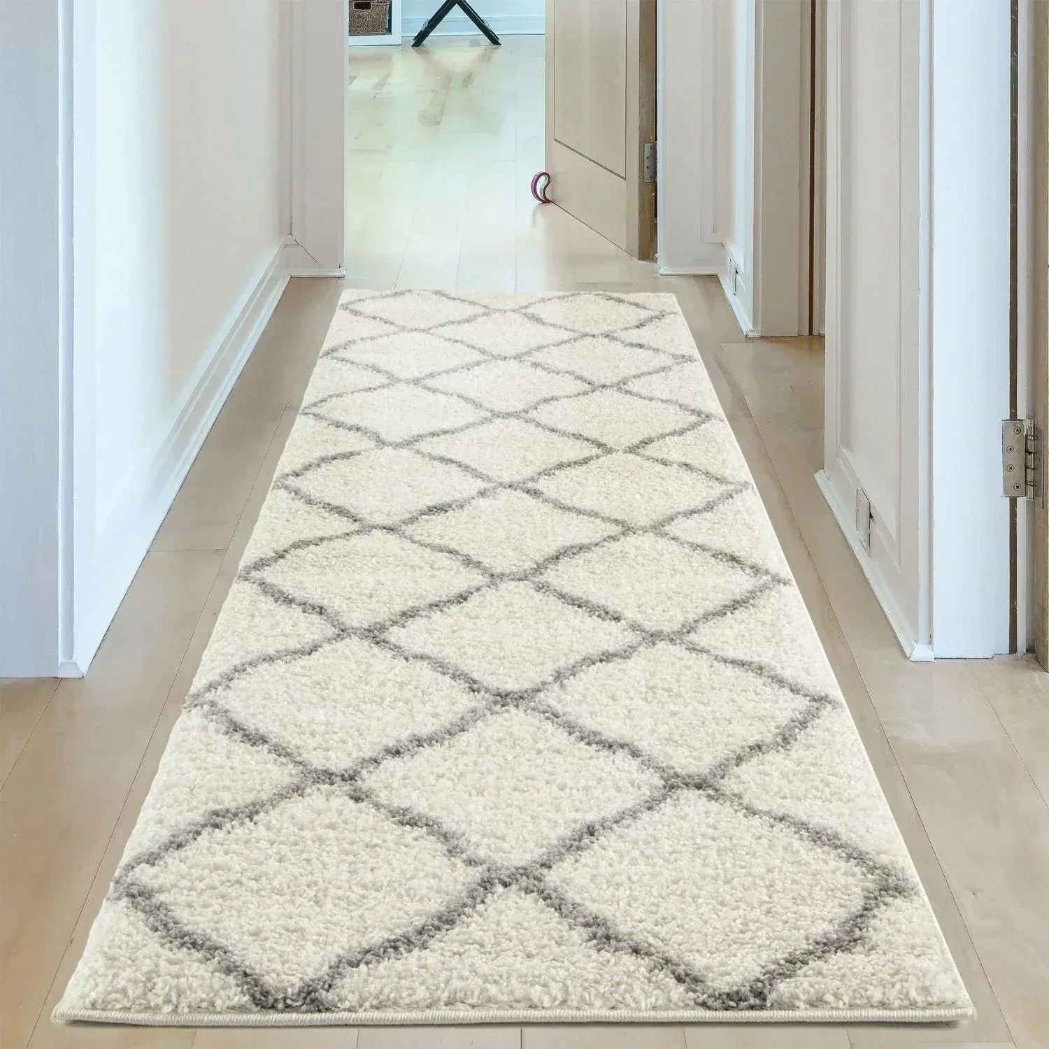 700_Moroccan_Ivory_Shaggy_Rug-26 - Bobobiy