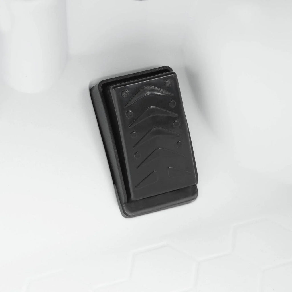 Xootz Land Rover Discovery 12v Ride On - White