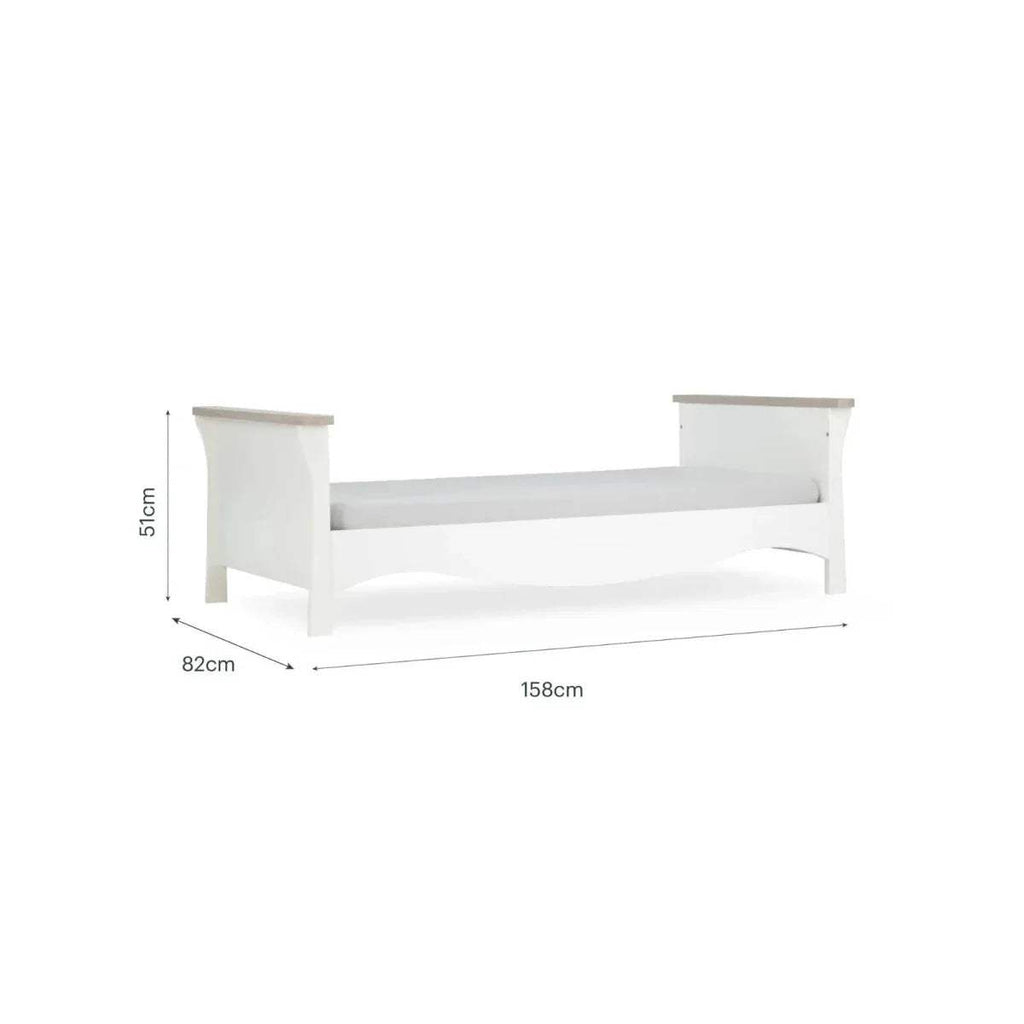 White toddler bed dimensions: 158cm long, 82cm wide, 51cm high