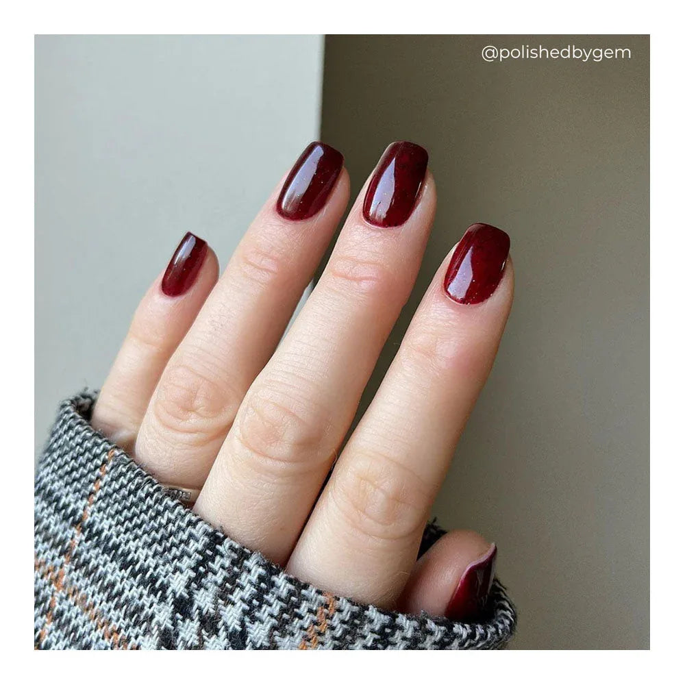 CND™ Vinylux™ Needles & Red 15ml - Bobobiy