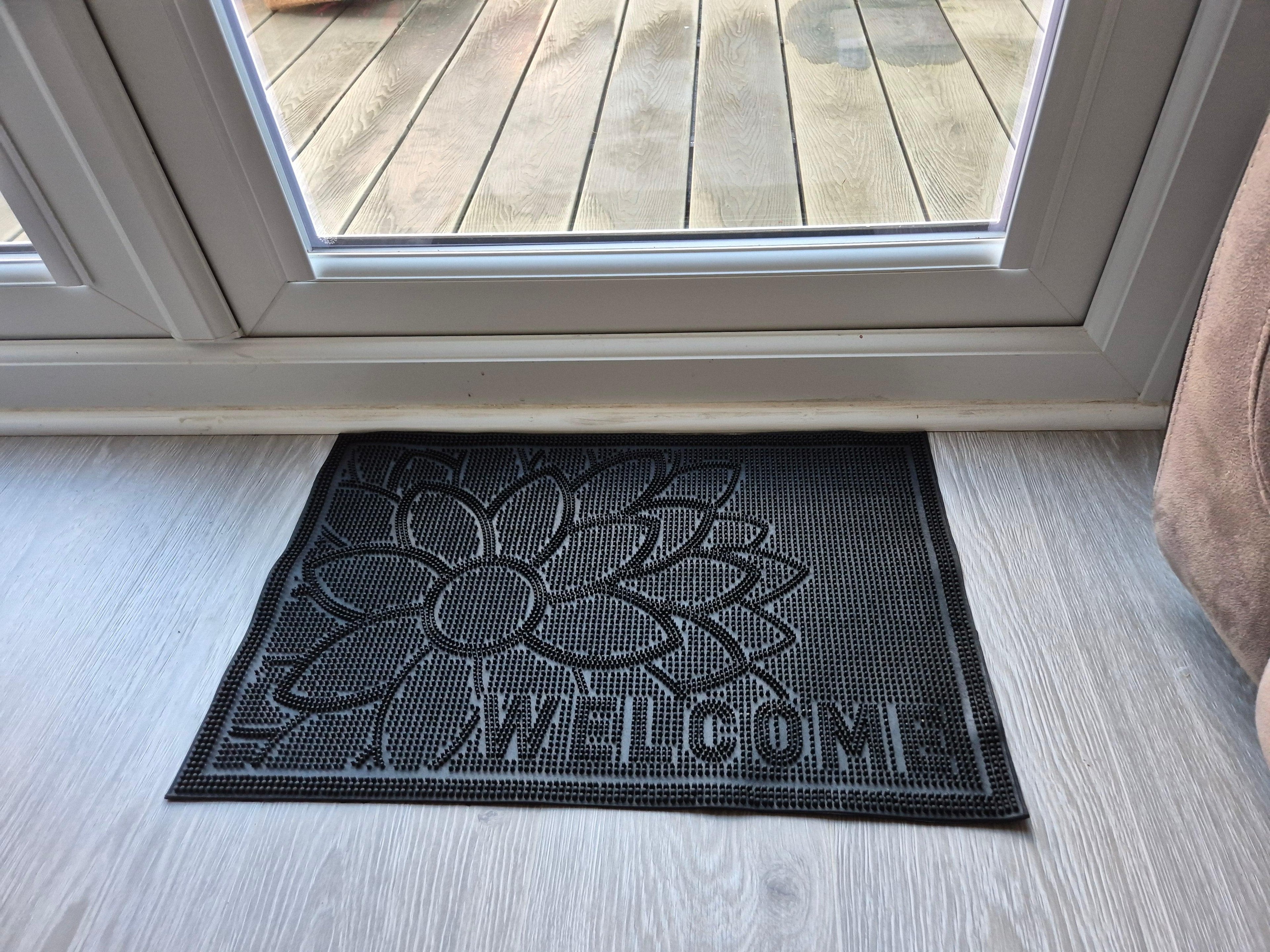 Rubber Doormat 60cm x 40cm - 'Welcome' (Flower)