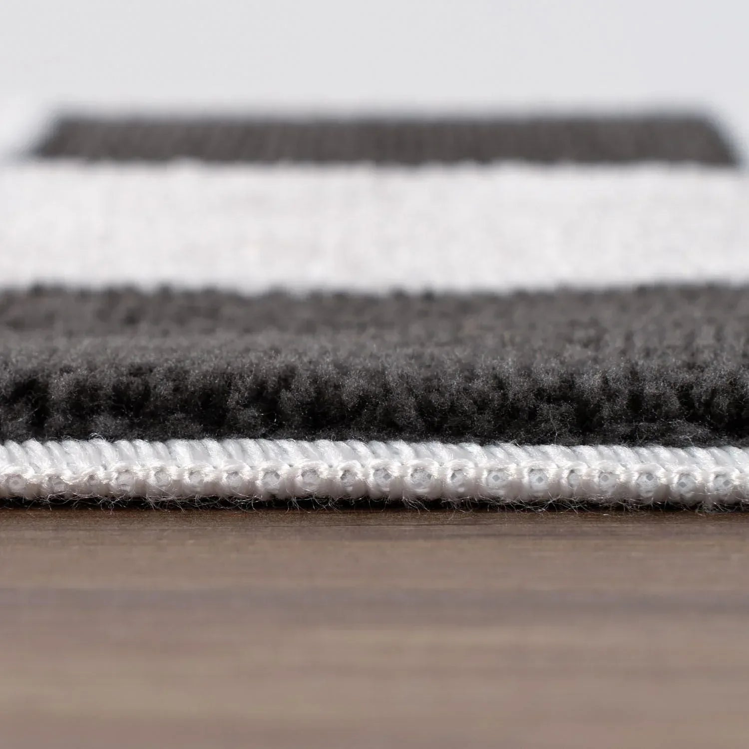 Loft_Checkerboard_Dark_Grey_pile_image - Bobobiy