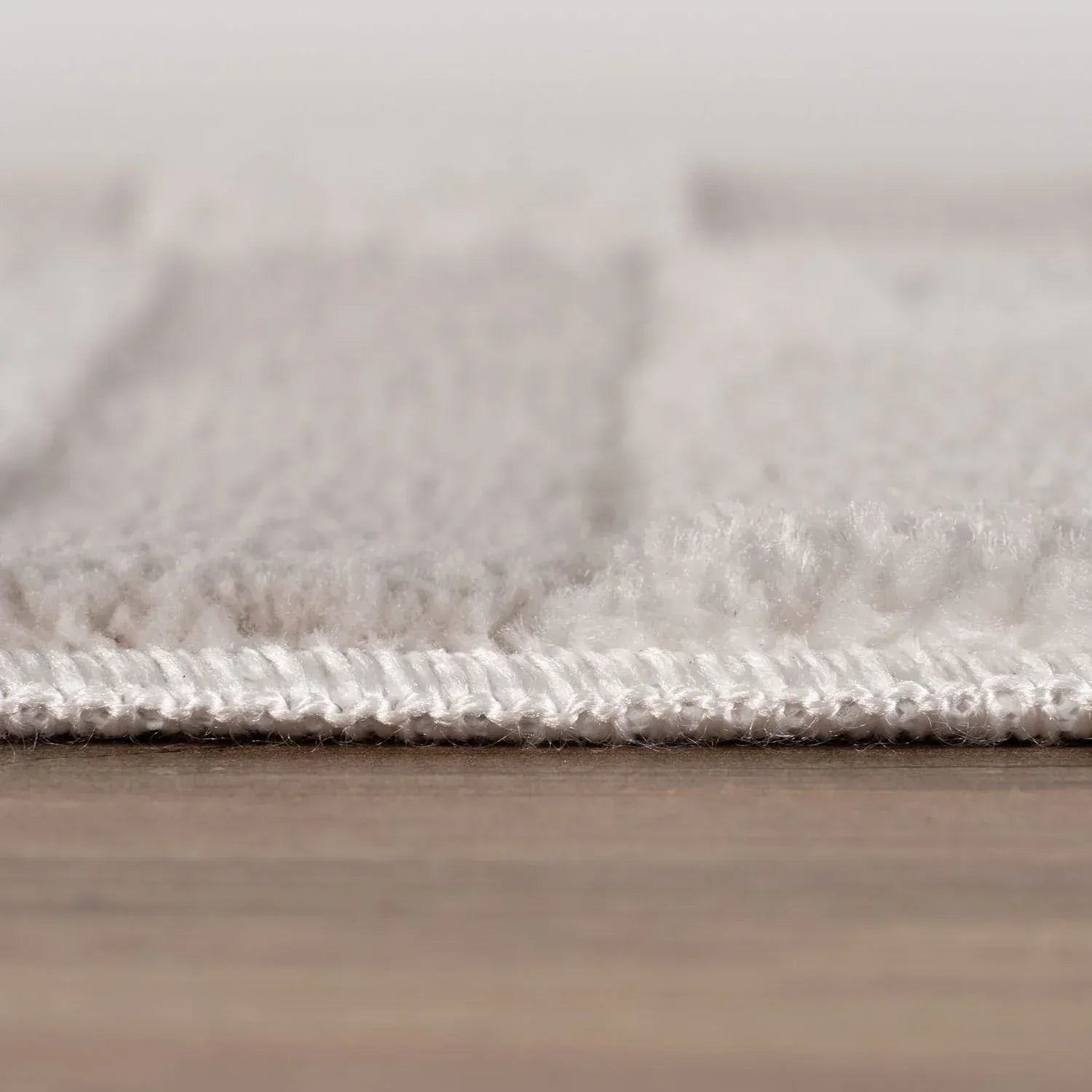 Loft_Striped_Cream_Rug_pile_image - Bobobiy
