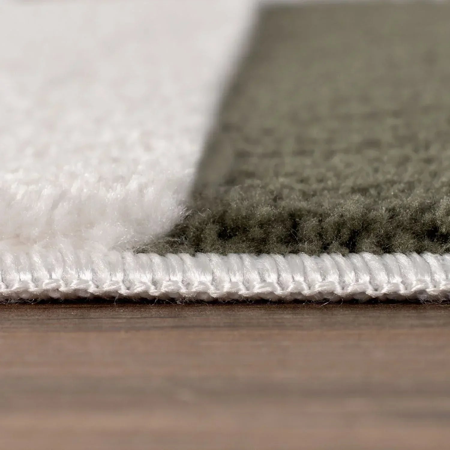 Loft_Striped_Green_Rug_pile_image - Bobobiy