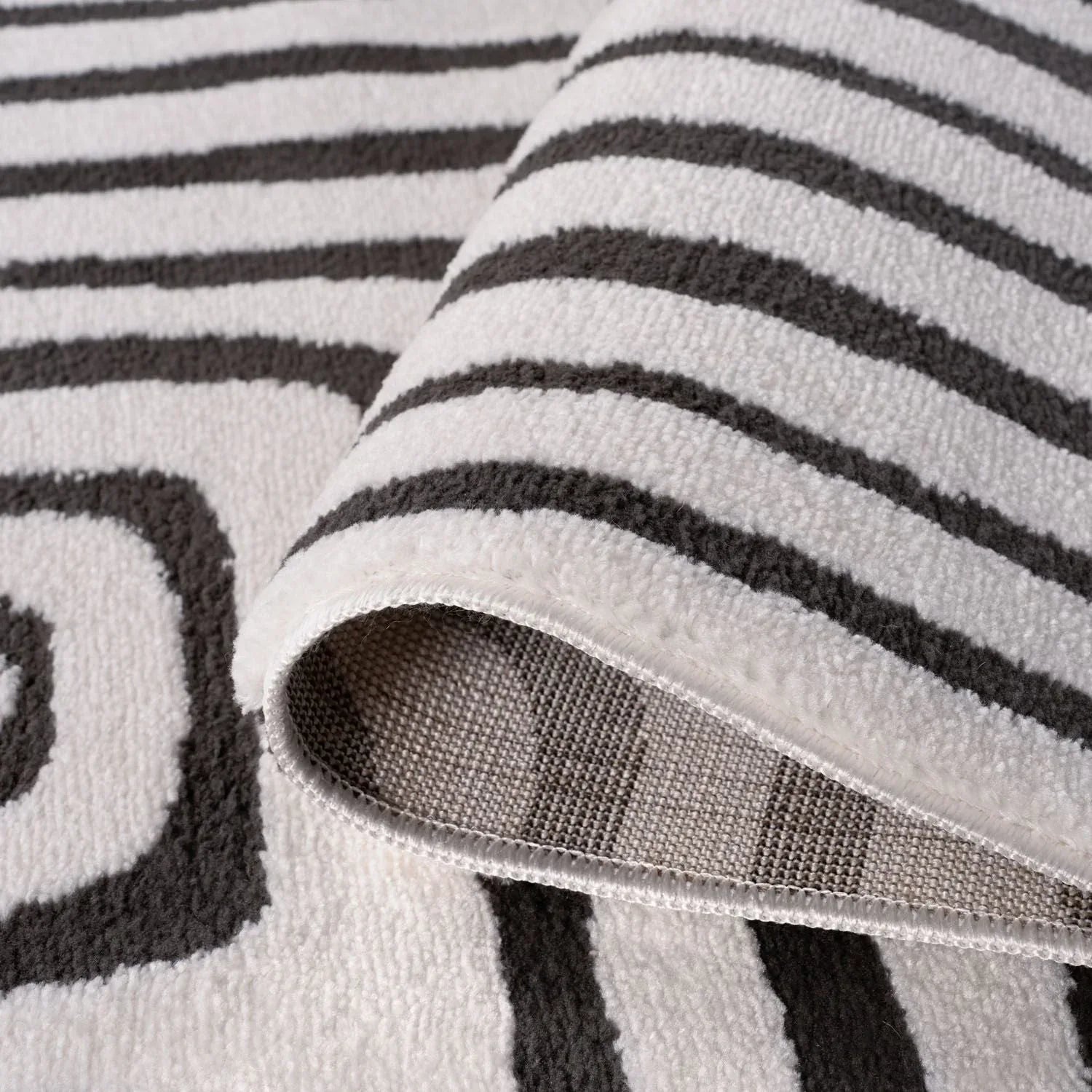 Loft_geometric_darkgrey_folded - Bobobiy