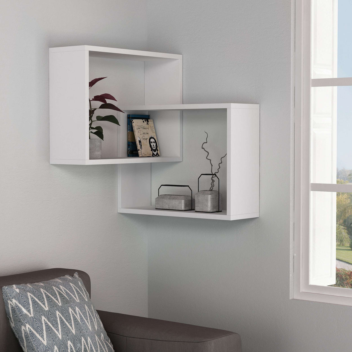 Corner wall-mounted bookcase display unit in white with 3 open shelves