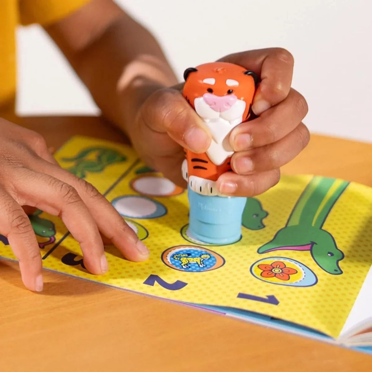 Melissa & Doug Sticker Wow Pad and Tiger Stamp