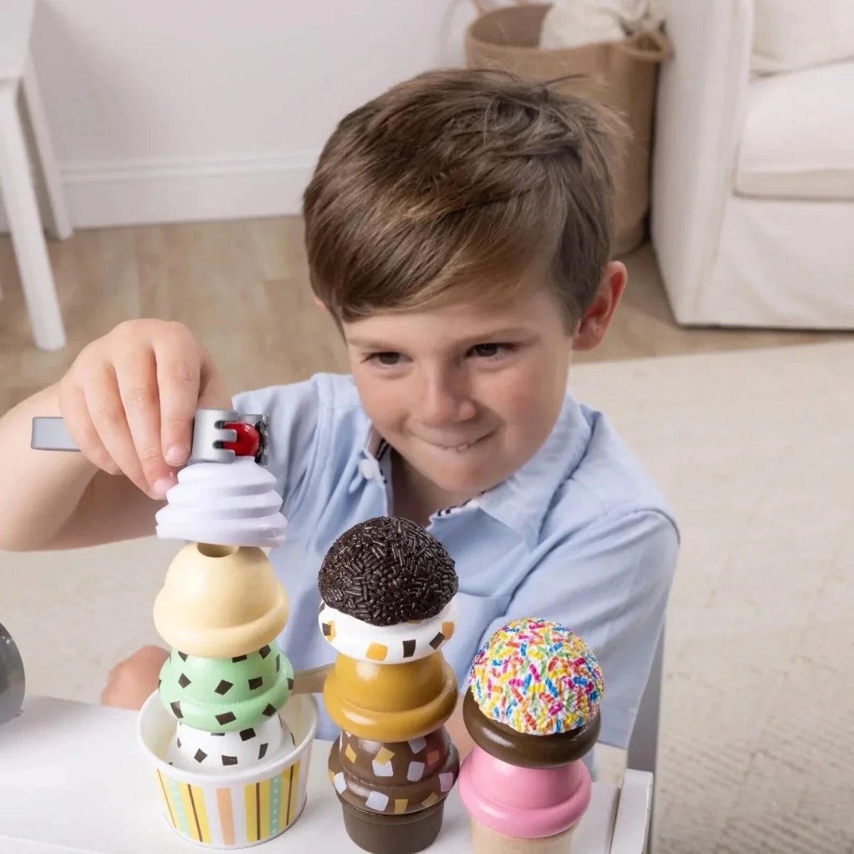 Set of toy ice cream scoops and cones for play counter, with small scoop