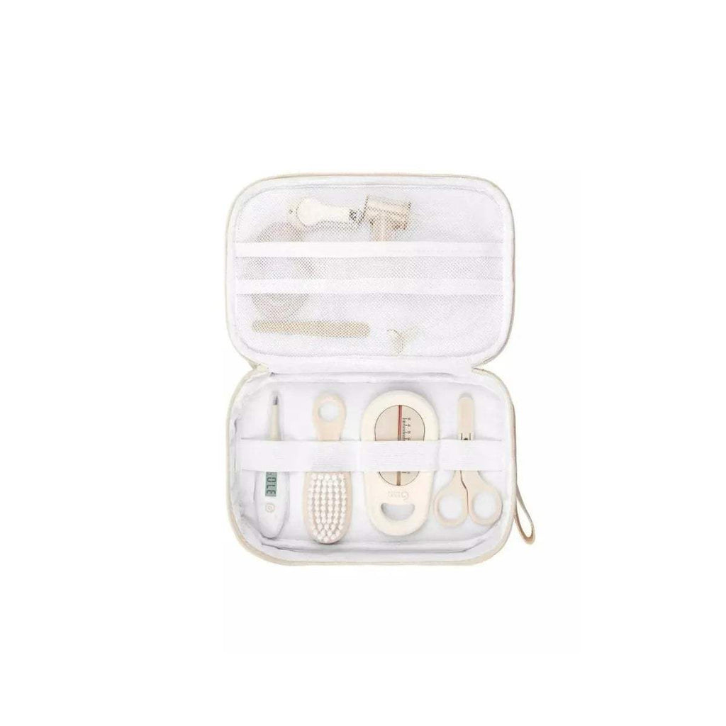 Open sand baby grooming set organizer with grooming tools in compartments