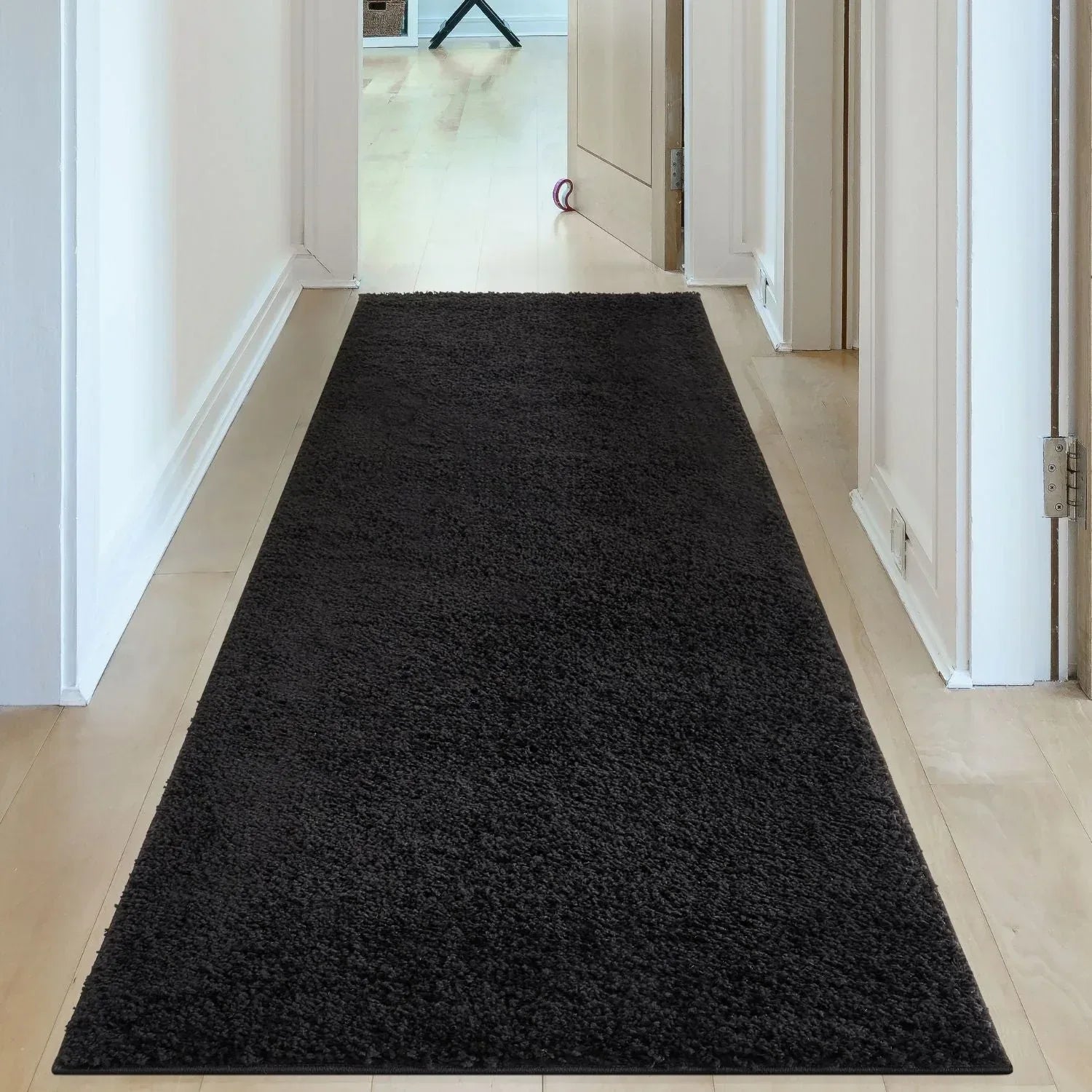 Myshaggy_Solid_Black_Rug-15 - Bobobiy