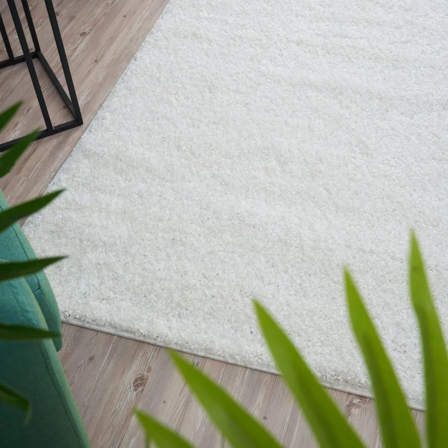 Myshaggy_Solid_White_Rug-11 - Bobobiy