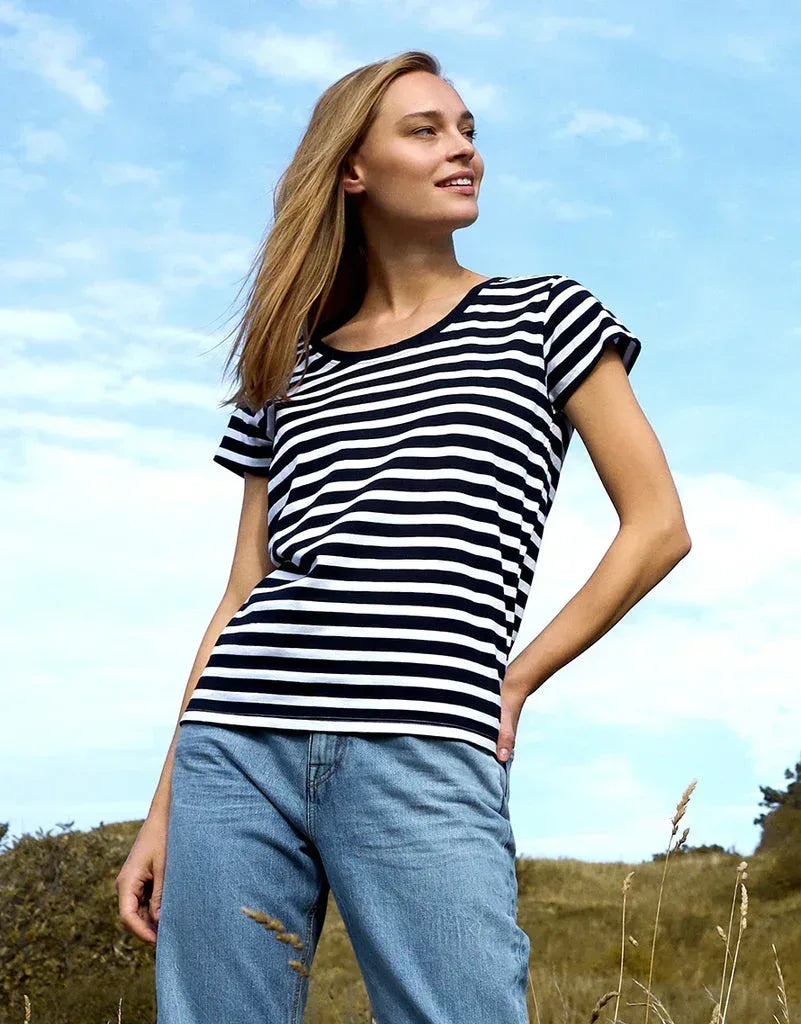 Neutral_Organic_Fairtrade_Ladies_Loose_Fit_T-shirt_1024x1024_2048x2048_09172ecc-7298-4f1b-a4f8-949bf3f3868c - Bobobiy