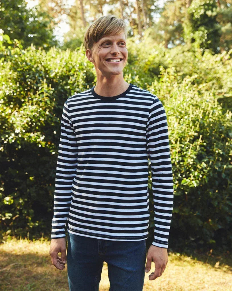 O61050MensLongSleeveT-shirt_Stripe_1024x1024_6ebf5ee4-77fa-48f9-8fa5-273e1e4566d3 - Bobobiy
