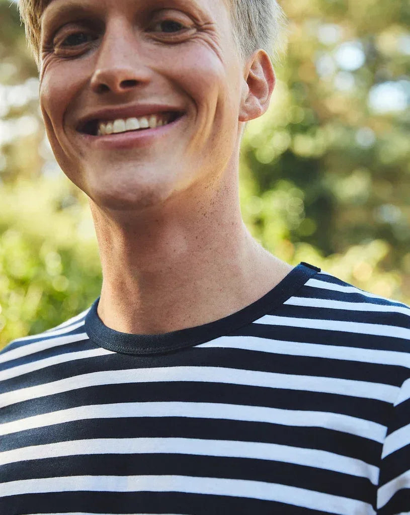O61050MensLongSleeveT-shirt_Stripe_Detail_1024x1024_cf50a5f2-4b17-4115-ac76-a7118208d1a2 - Bobobiy