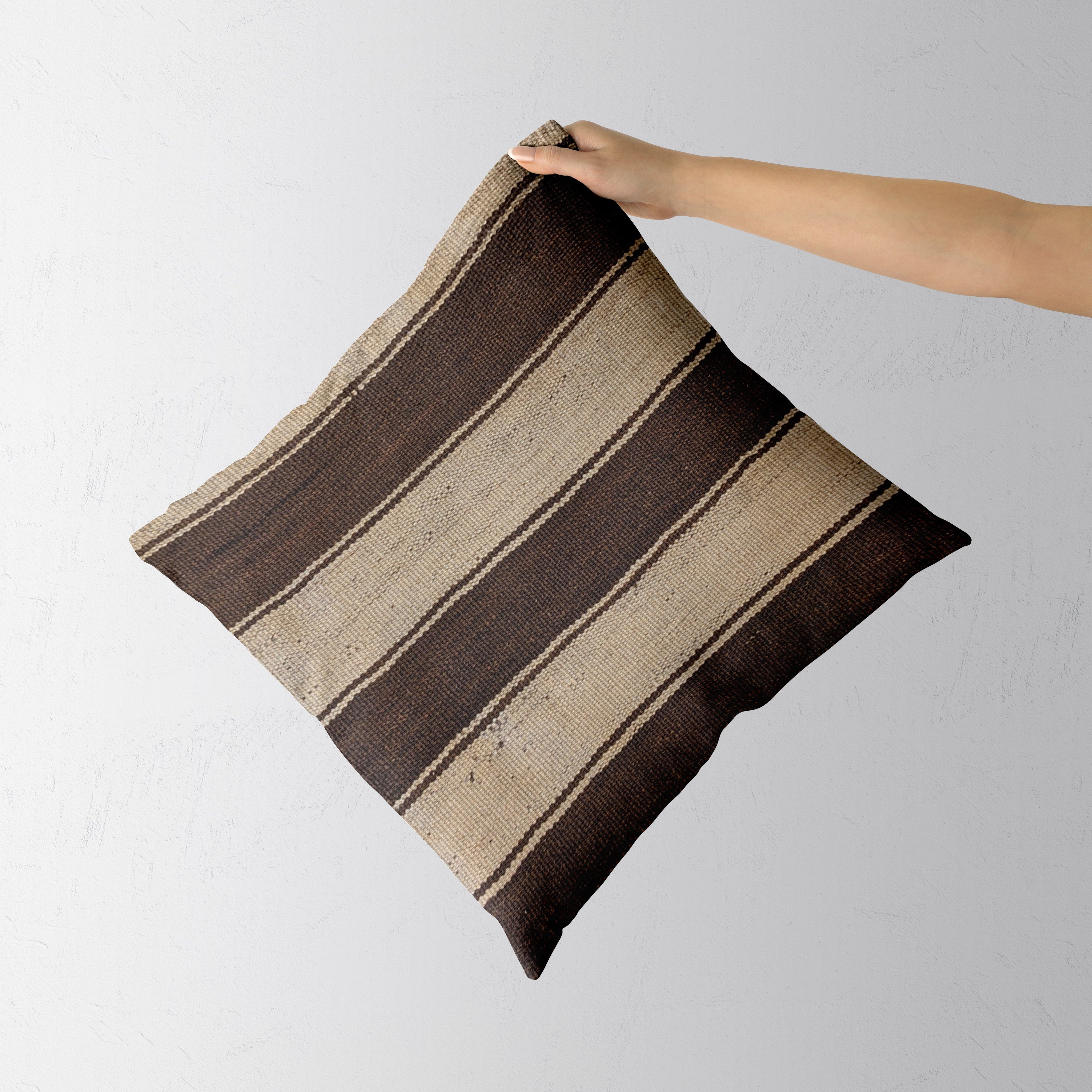 Turkish Kilim Vintage Cushion Cover - 40 x 40 cm - Handmade