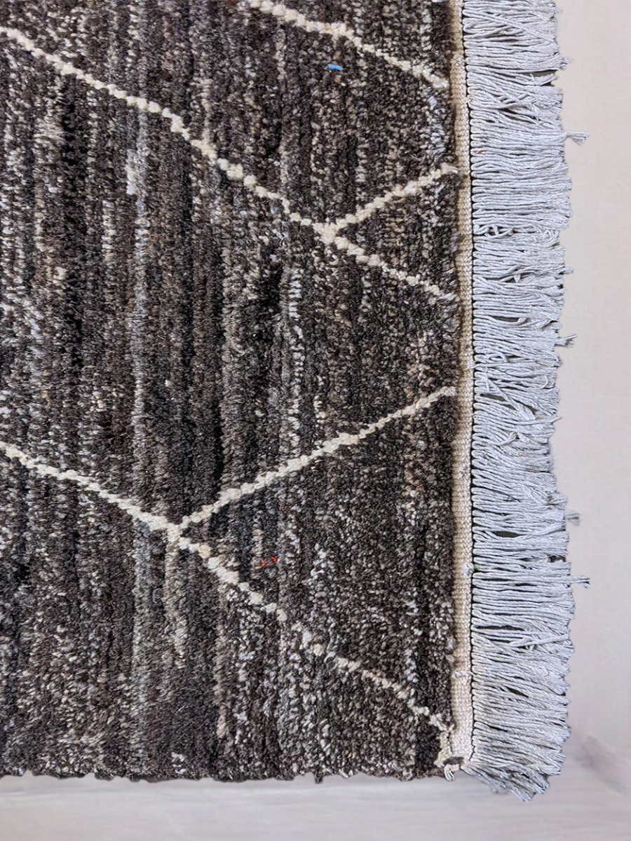 Essaouira Hand Knotted Rug - 275 x 189 cm - Handmade