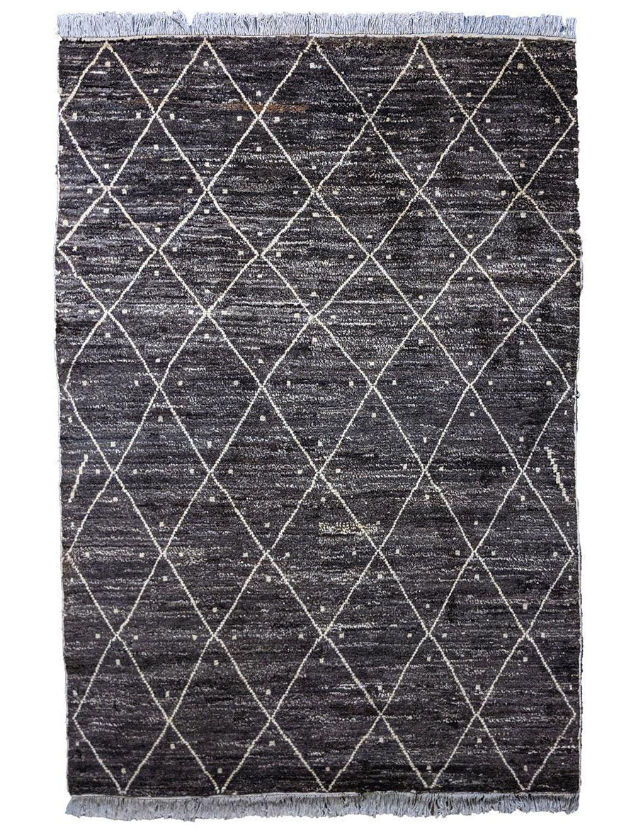 Amara Hand Knotted Rug - 272 x 156 cm - Handmade