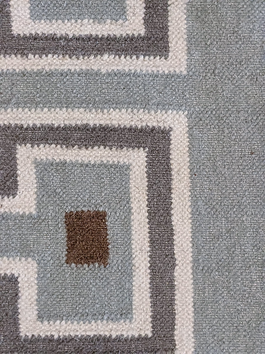 Turkish Kilim Vintage Cushion Cover - 40 x 40 cm - Handmade