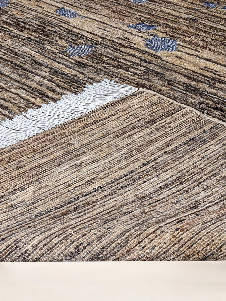 Sculpture Hand Knotted Rug - 247 x 159 cm - Handmade