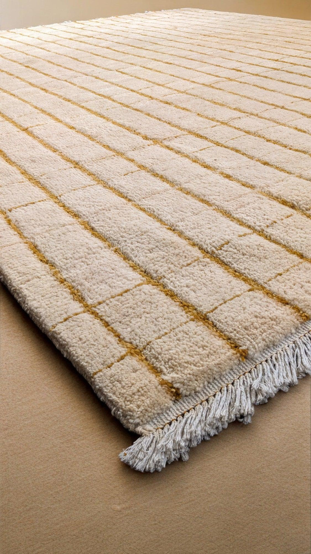 Stormy Hand Knotted Rug - 302 x 250 cm - Handmade