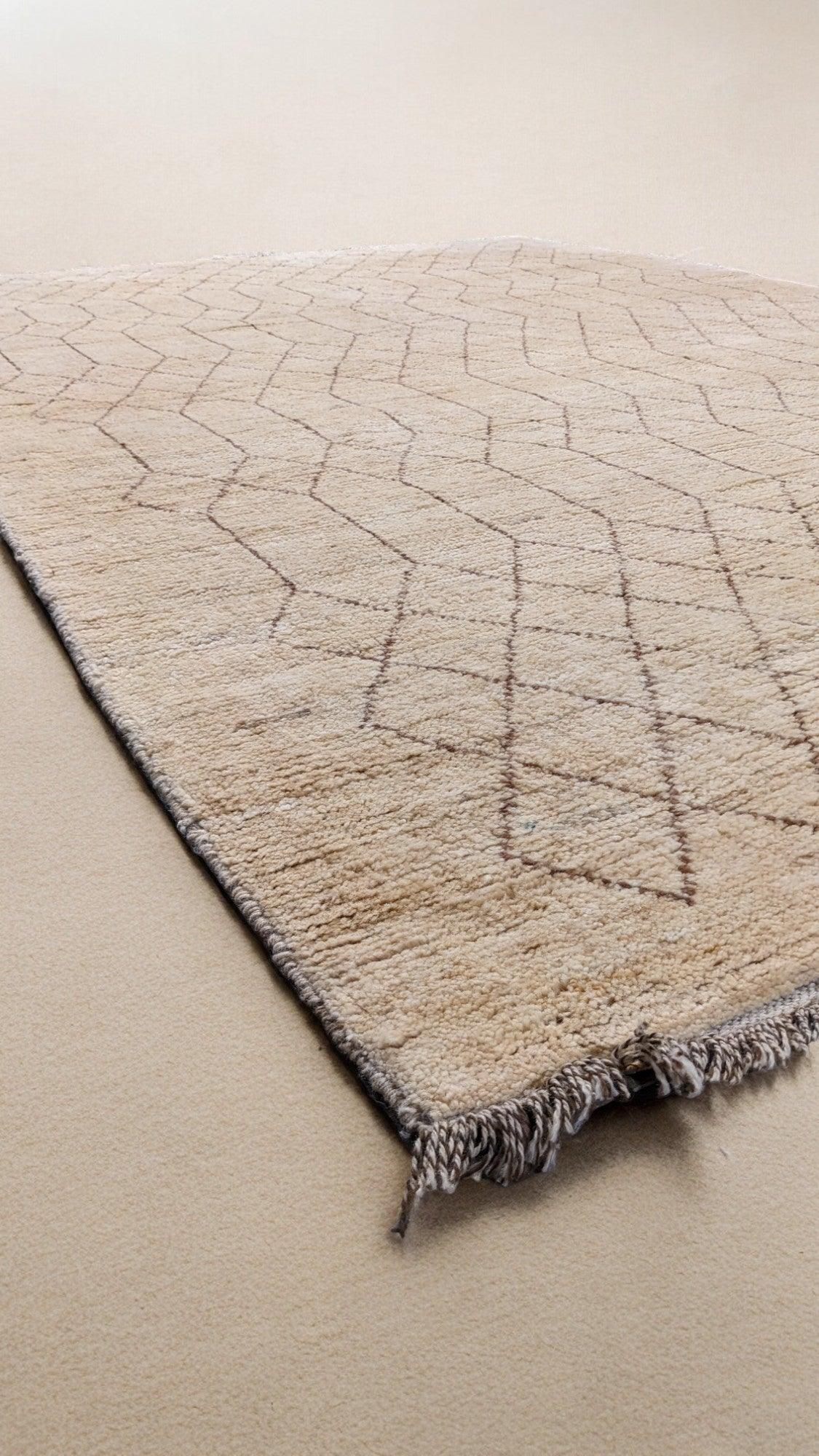 Bazm Hand Knotted Rug - 278 x 189 cm - Handmade