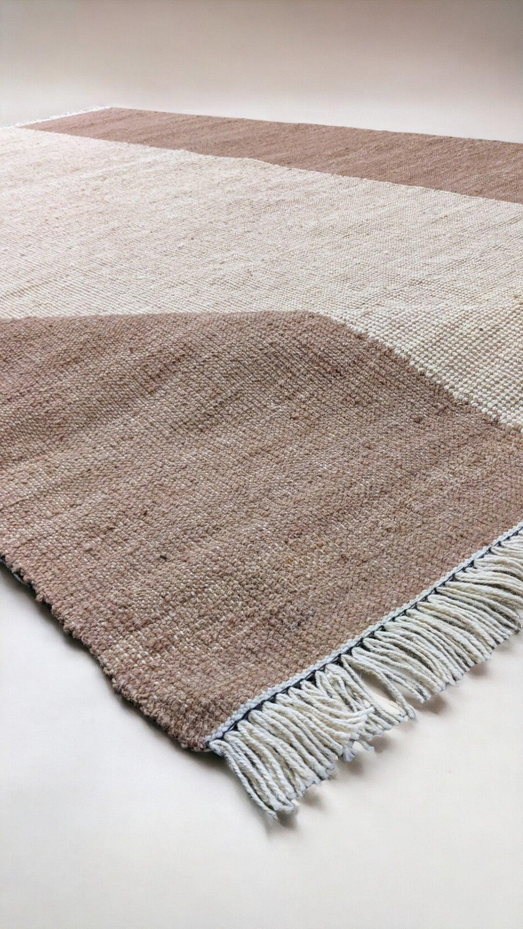Striae Flatweave Rug - 244 x 153 cm - Handmade