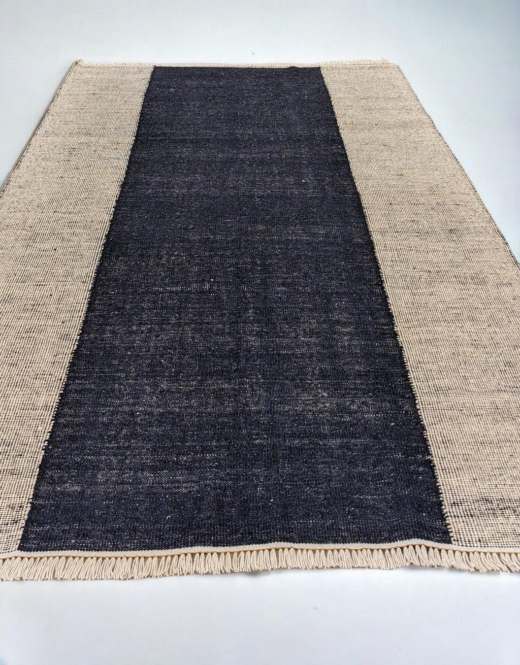 Eidos Flatweave Rug - 250 x 153 cm - Handmade