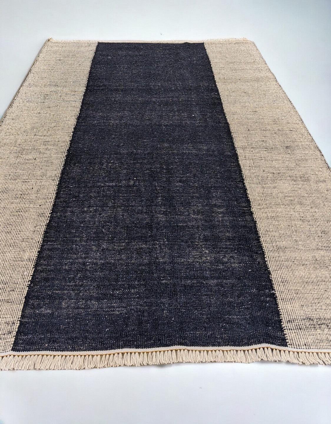 Eidos Flatweave Rug - 250 x 153 cm - Handmade