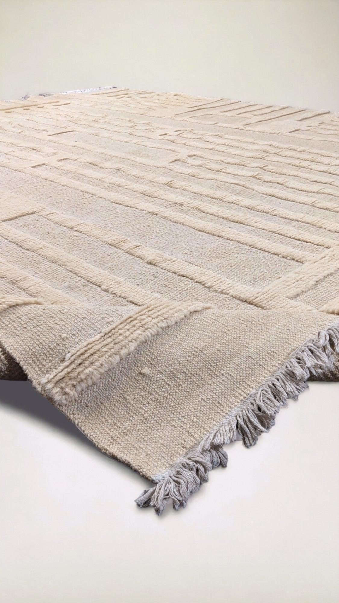 Veluxia Hand Knotted Rug - 278 x 250 cm - Handmade