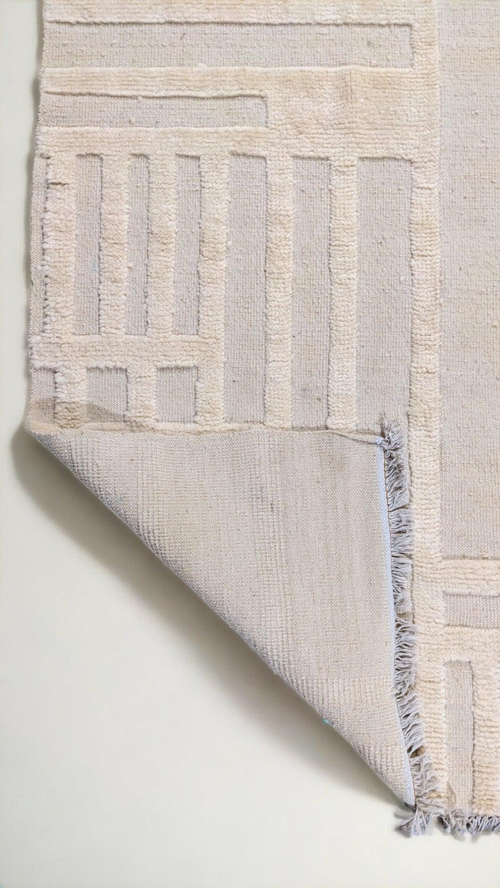 Veluxia Hand Knotted Rug - 278 x 250 cm - Handmade