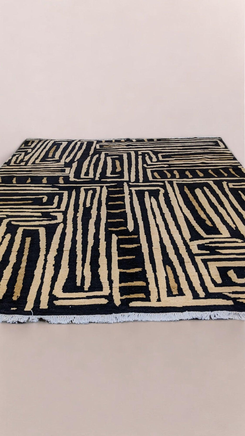 Zulu Hand Knotted Rug - 278 x 244 cm - Handmade