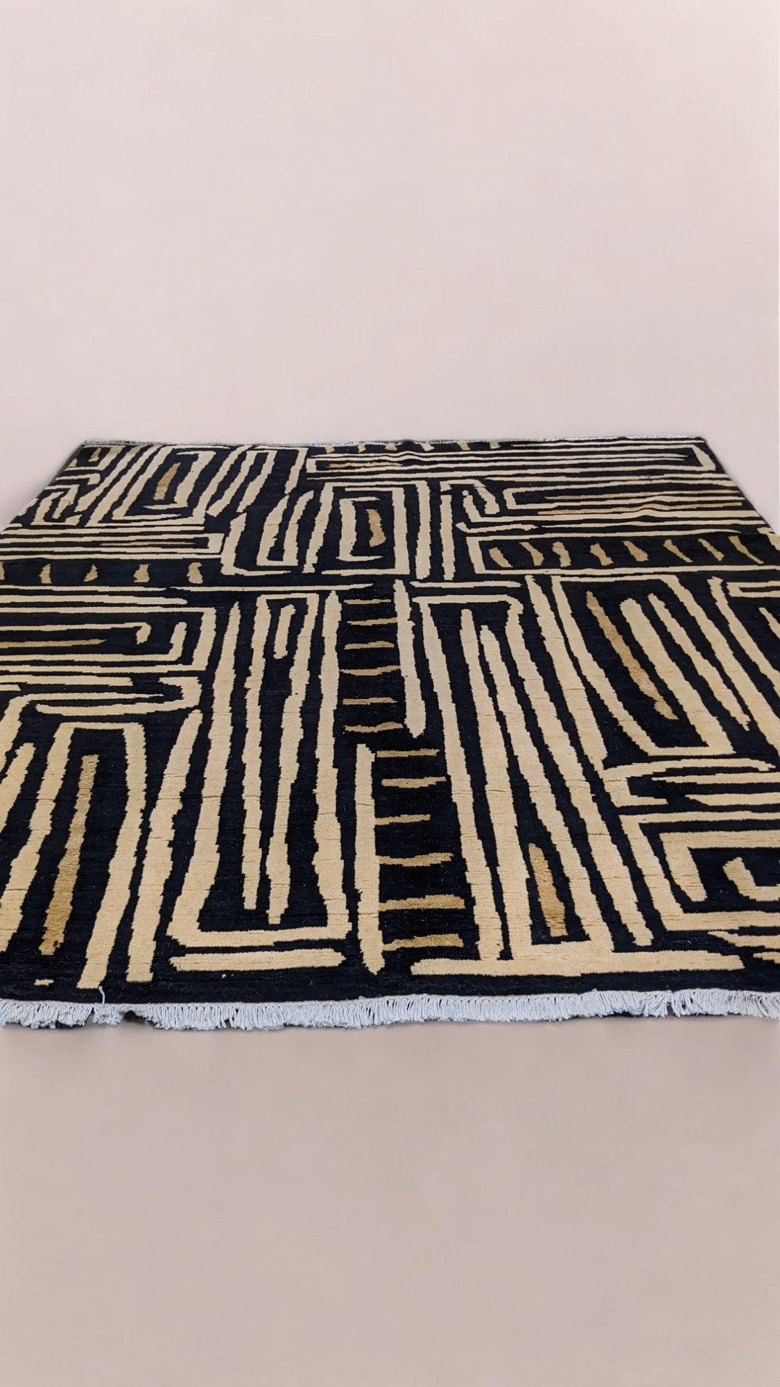 Zulu Hand Knotted Rug - 278 x 244 cm - Handmade