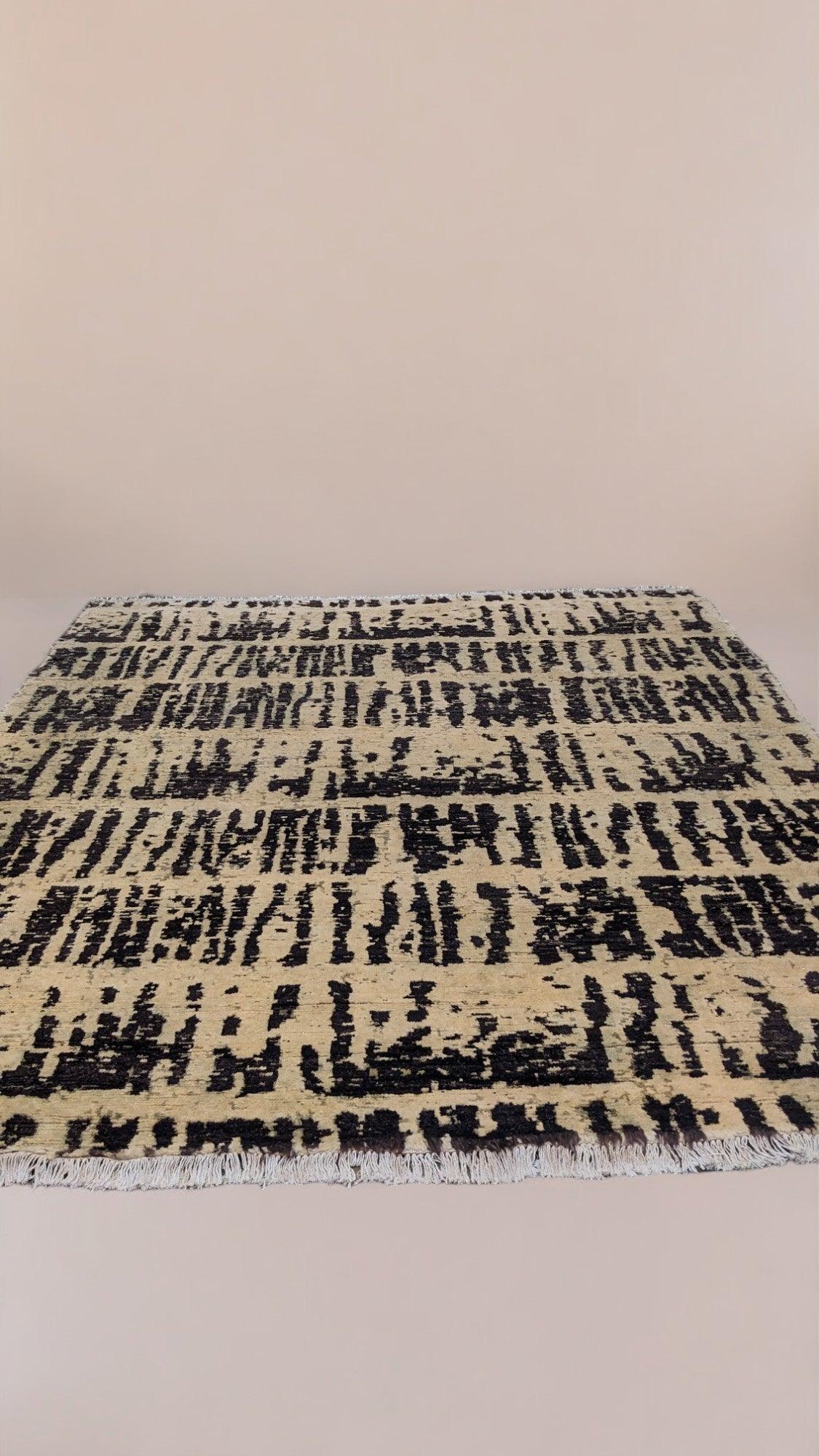 Tuareg Hand Knotted Rug - 305 x 244 cm - Handmade