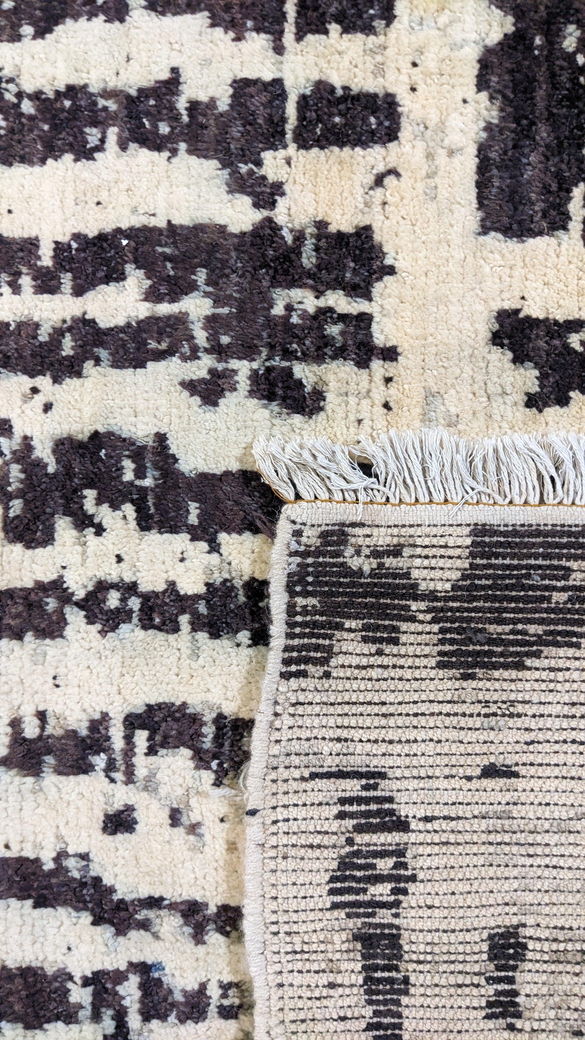 Tuareg Hand Knotted Rug - 305 x 244 cm - Handmade