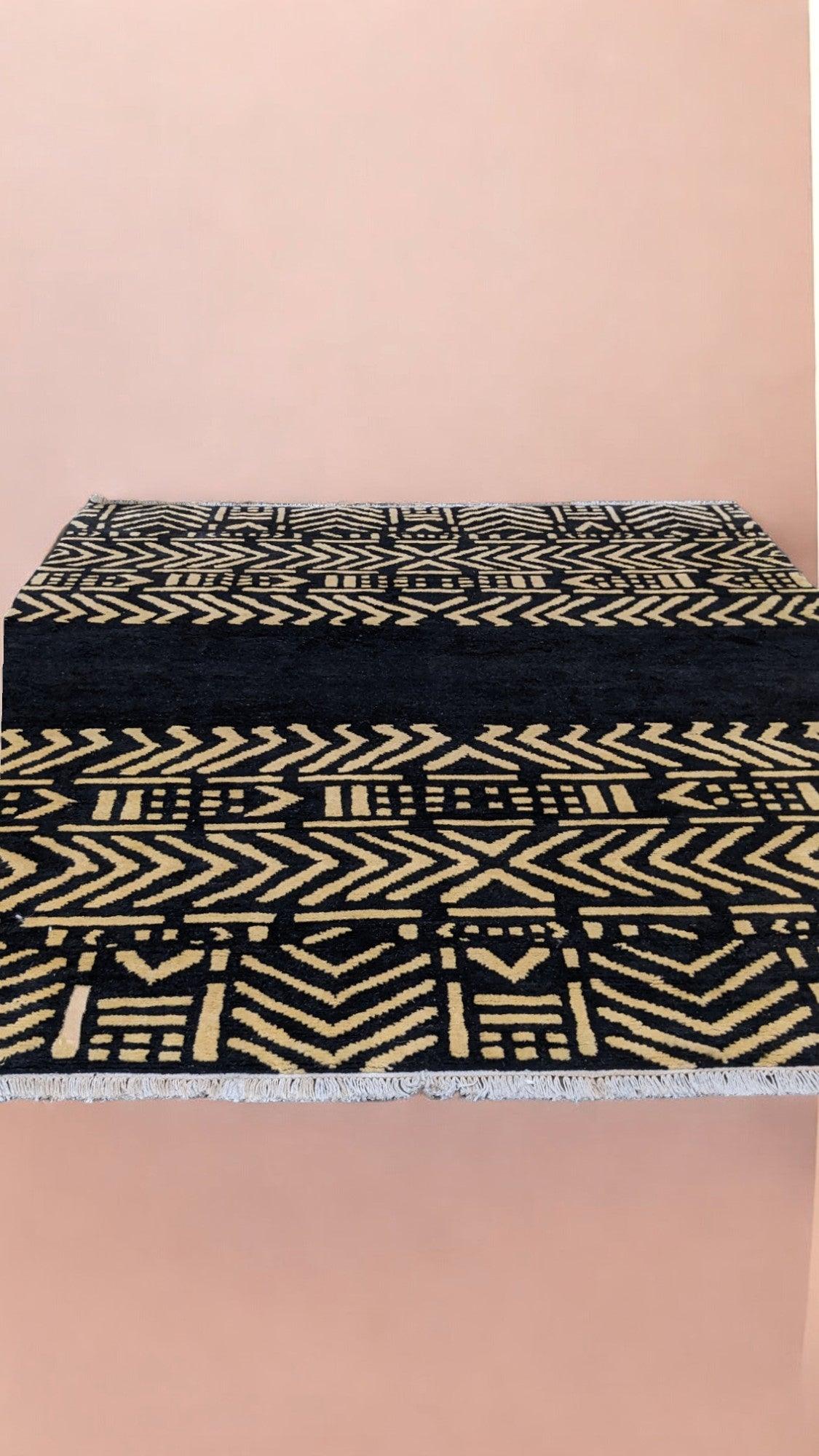 Dinka Hand Knotted Rug - 278 x 253 cm - Handmade