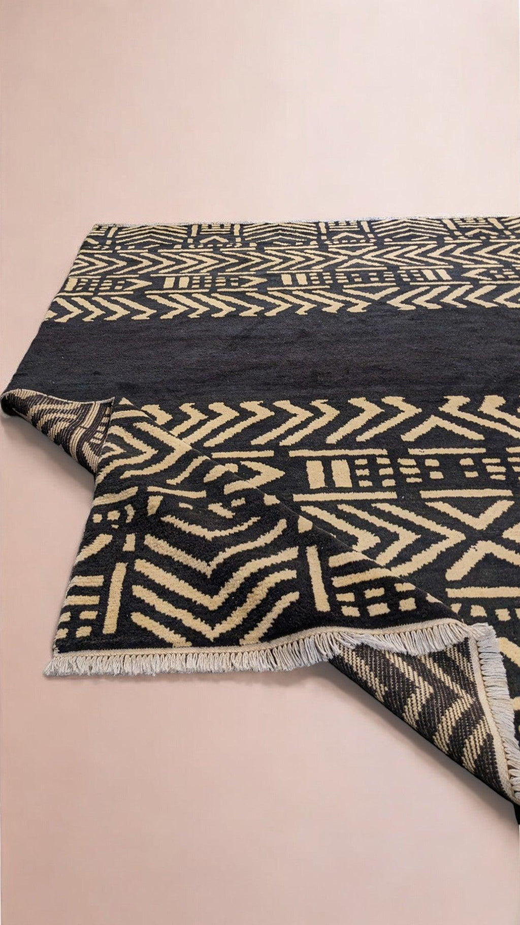 Dinka Hand Knotted Rug - 278 x 253 cm - Handmade