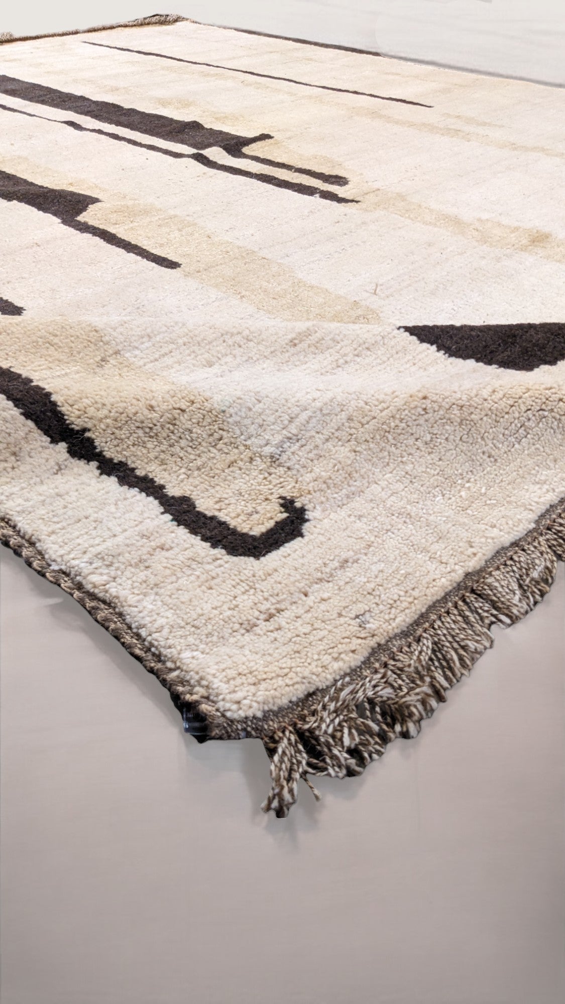 Jynx Hand Knotted Rug - 302 x 244 cm - Handmade